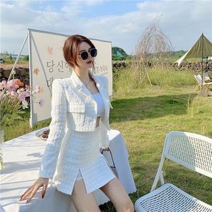 White cropped tweed jacket